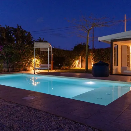 Villa Isola - By The *